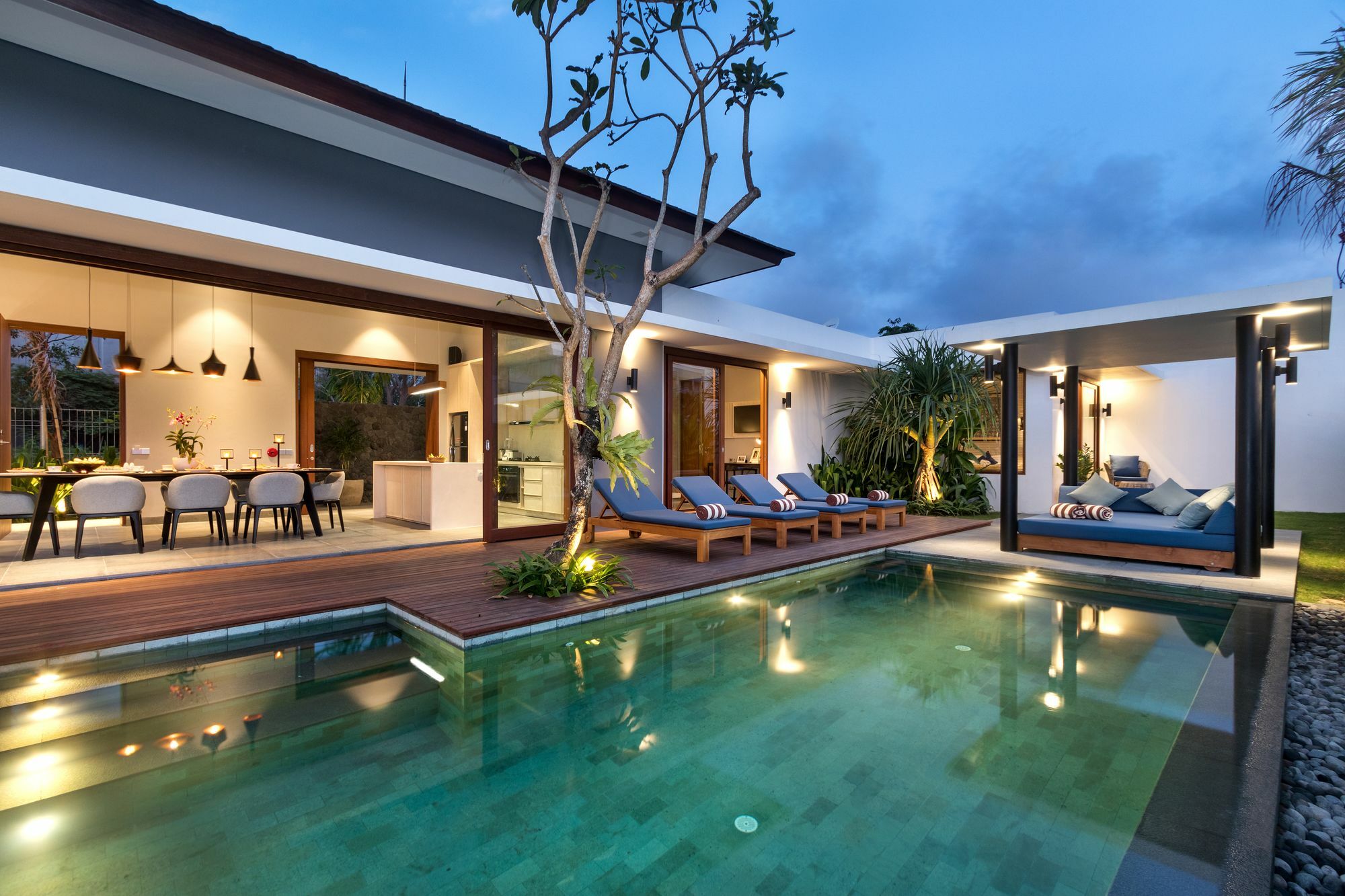 Amarin Seminyak Villa Exterior photo